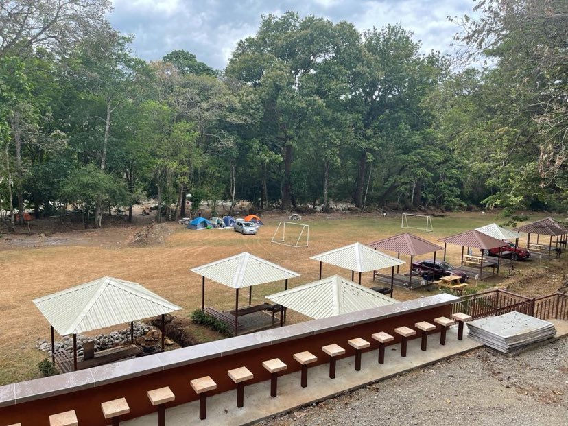 Aventura y Camping Poza Blanca miniatura 3