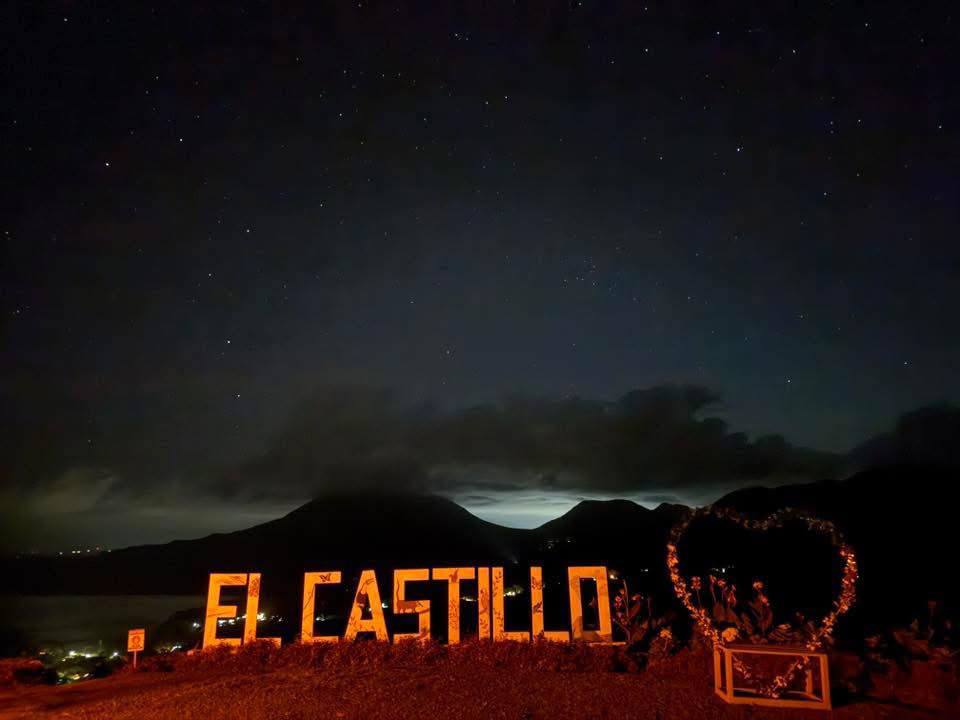 Camping y Mirador El Castillo miniatura 5